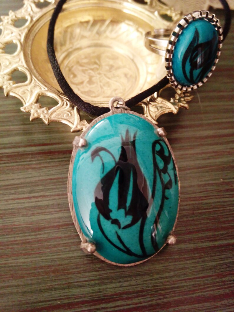 Tile art hand-painted Set Turkish traditional Iznik tile art Tulip motif painted Set; pendant,ring Unique gift idea