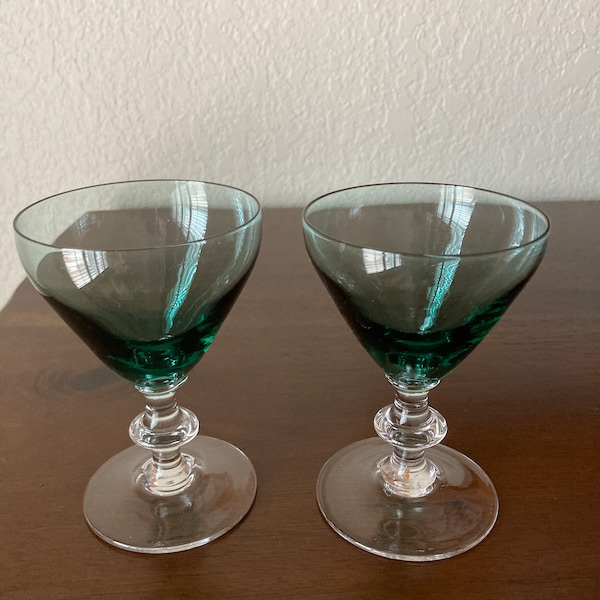 Cordial/aperitif glasses teal green stemmed vintage barware gift