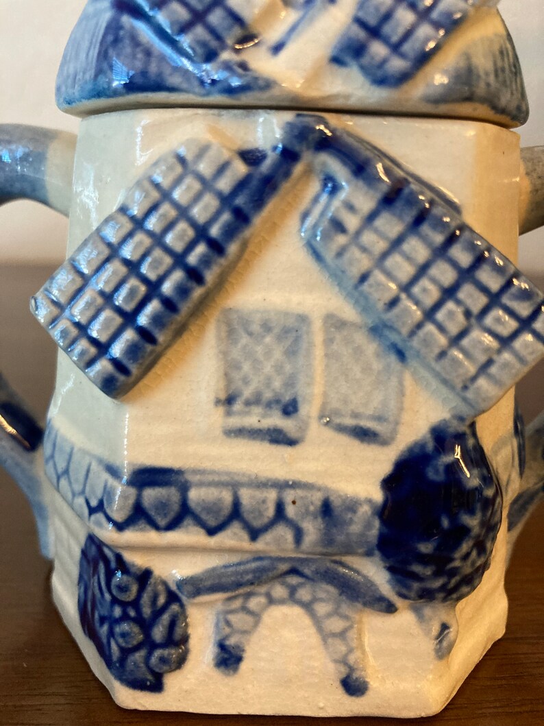 Danish windmill blue and white sugar bowl and lid made in Japan vintage image 3