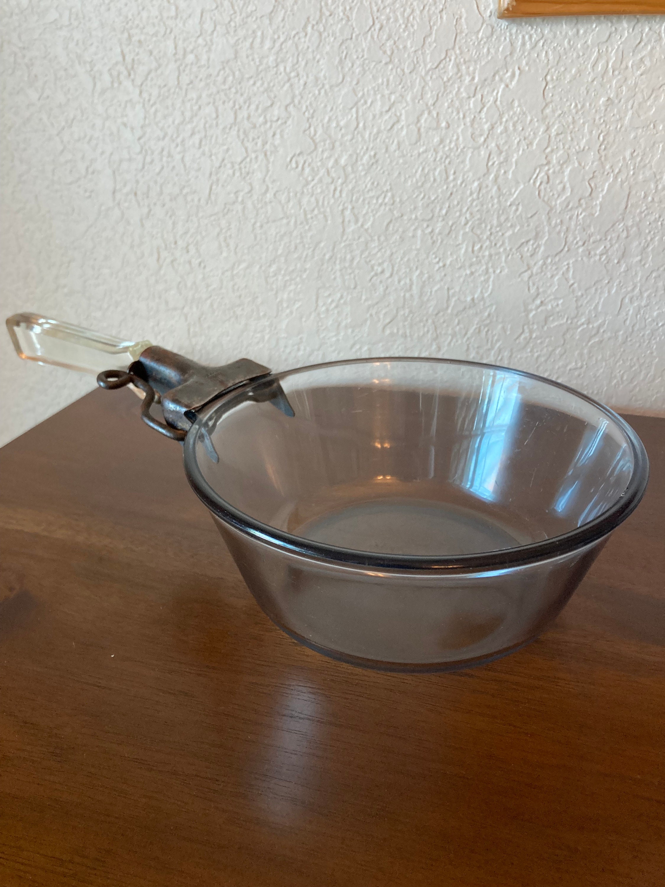 3 Pyrex glass cooking pans with detachable handles