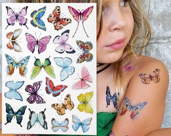 蝶のタトゥーシール。魔法の森とロココ調のガーデンパーティーの記念品。