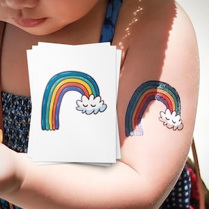 Tatuajes temporales para fiesta arcoíris. Set de 3 pegatinas corporales de nubes con arcoíris. ¡Ideales para fiestas de cumpleaños infantiles!