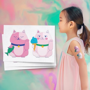 Maneki-Neko Lucky Cats Tymczasowe Tatuaże Transfery. Japońskie Tradycyjne Urokliwe Naklejki na Ciało. Tatuaże Dla Dzieci. Upominki Na Imprezę.