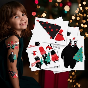 Tatuaggi temporanei di Natale. Festa di Natale nella foresta con orso, conigli e Babbo Natale.