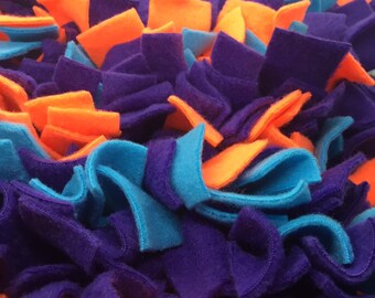 Alfombra de snuffle lavable púrpura, azul y naranja / Trabajo de nariz de mascota Forrajeo Elija su tamaño