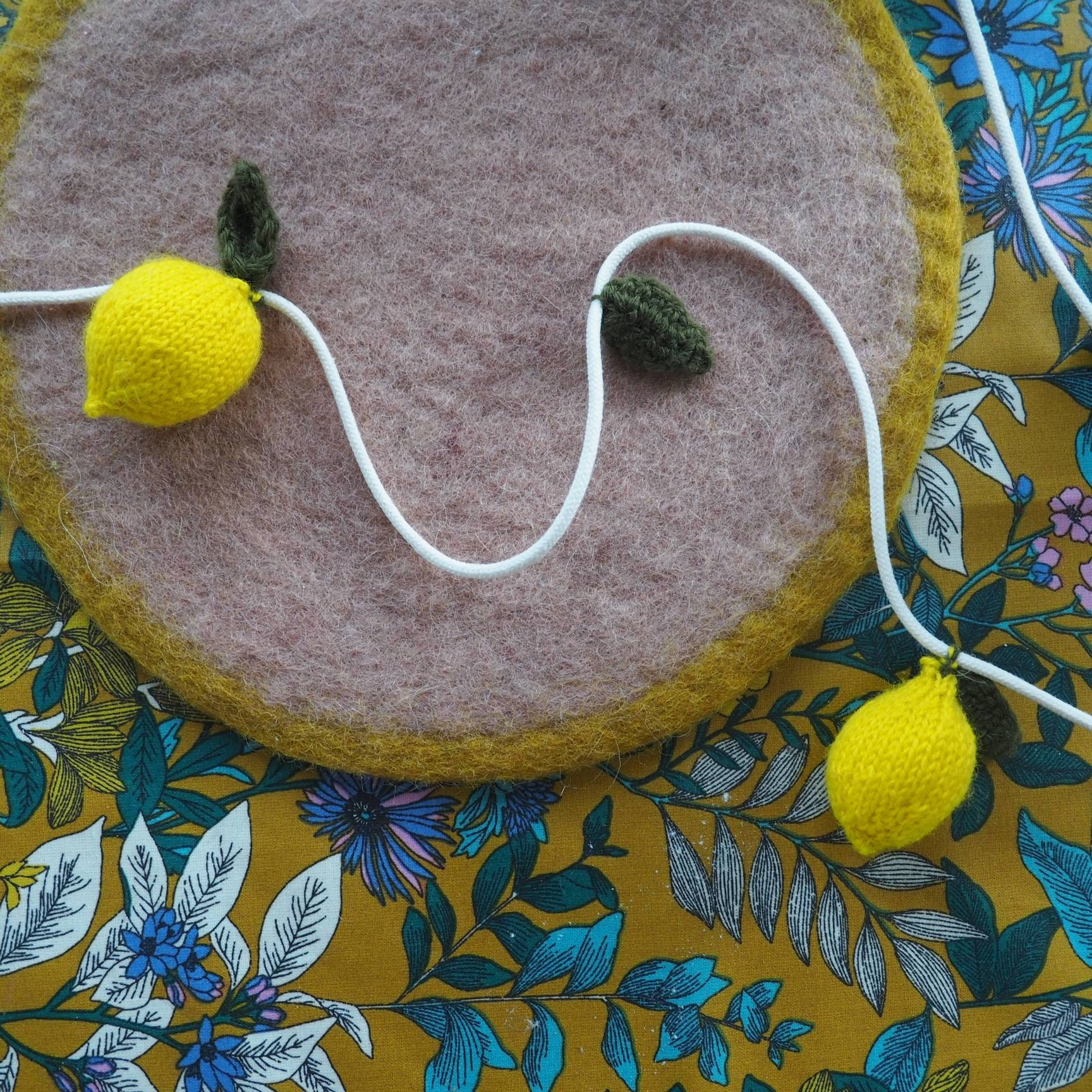 Citron - Guirlande de Citrons et Feuilles Tricotés Décoration Murale