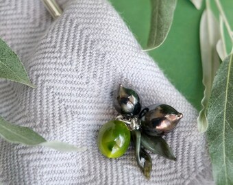 Murano glass olive sterling silver needle brooch