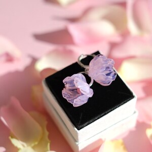 Lampwork glass pink floral earrings; flower glass earrings