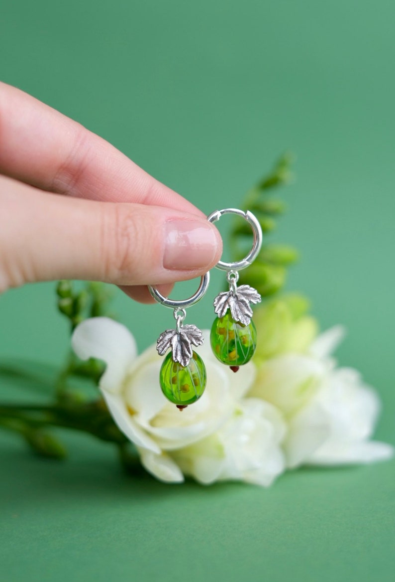 Gooseberry lampwork glass earrings murano glass berry jewellery zdjęcie 1