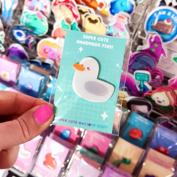 Seagull Pin, Handmade Pins, Pin Badges UK, Seagull Pin Badge, Seagull Gifts, Seagull Art, Bird Art, Cute Bird, Cute Pin, Bird Watching Gifts