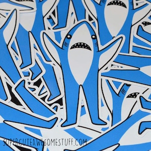 Sticker haai links - 3 inch gestanste sticker - Superbowl Shark - laptopstickers - telefoonsticker - sticker haai - sticker dieren