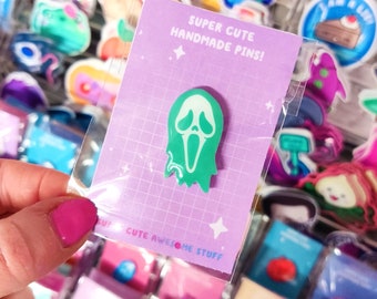 Cute Spooky Mask Pin, Handmade Pins, Ghost Pin Badge, Horror Gifts, Horror Art, Halloween Art, Cute Ghost, Cute Pin, Spooky Gifts, Spoopy