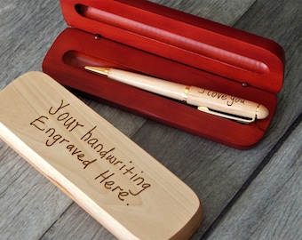 Presente personalizado para o Dia dos Pais: Caneta e caixa de madeira com caligrafia gravada.