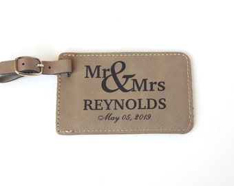 Etiquetas de equipaje - Regalo de etiqueta de cuero grabado personalizado para boda - Regalos de viaje para amigos