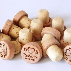 Engraved Wood Wine Stoppers Wedding Favor Personalized Bottle Cork Stopper Set image 4