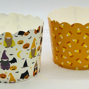 Set of 6 Gnome Halloween Baking Cups. Paper Cupcake Holders. Muffin Container. Candy Container. Party Supplies. Gift Holders. Snack Cups