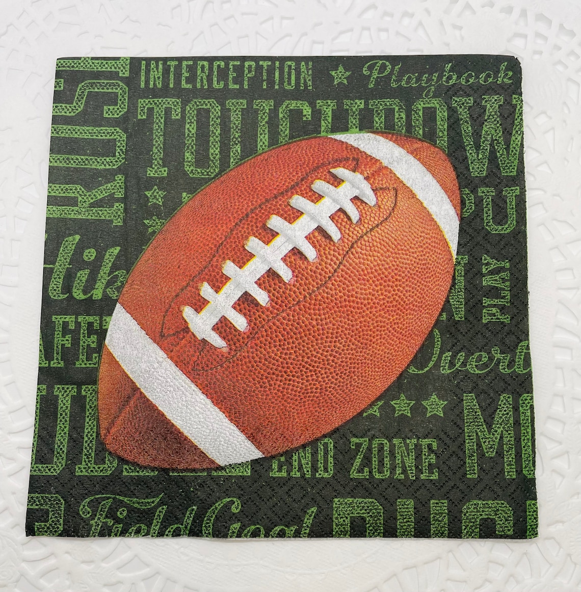 Set of 2 Football Napkins. Lunch Paper Napkins For Decoupage. Etsy.de