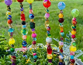 Large Beaded Garden Stake. Garden Decor. Summer Decor. Floral Arragements. Fairy Gardens. Fairy Accessories. Mini Gardens. Terrariums. Beads