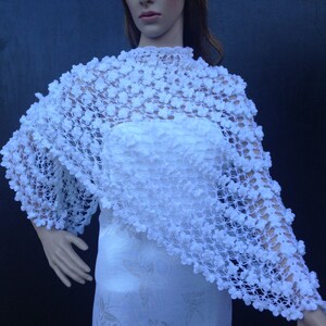 Unique Stile,Wedding Shrug,Bridal Bolero,Crochet,Shawl,Wedding Cape,Winter Wedding Cover Ups,Shawl,Fall Wedding Shawl,White shawl,Hand made.