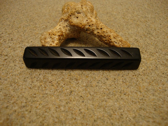Vintage True Black Bakelite Triangular Bar Brooch… - image 4