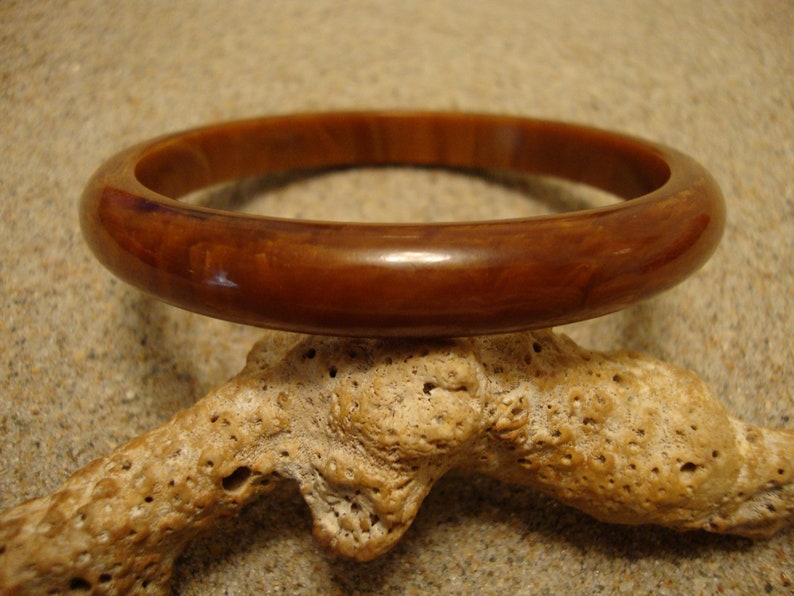 Vintage 38 Bakelite Bracelet Marbled Chocolate Brown /& Butterscotch Colors!