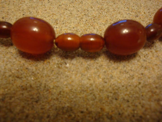 Vintage 30" Translucent Marbled Cherry Bakelite N… - image 9