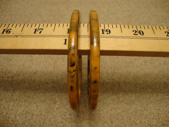 Vintage Pair 1/4" Bakelite Bracelets! Marbled Mus… - image 7