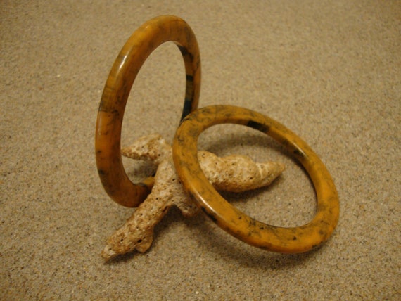 Vintage Pair 1/4" Bakelite Bracelets! Marbled Mus… - image 6