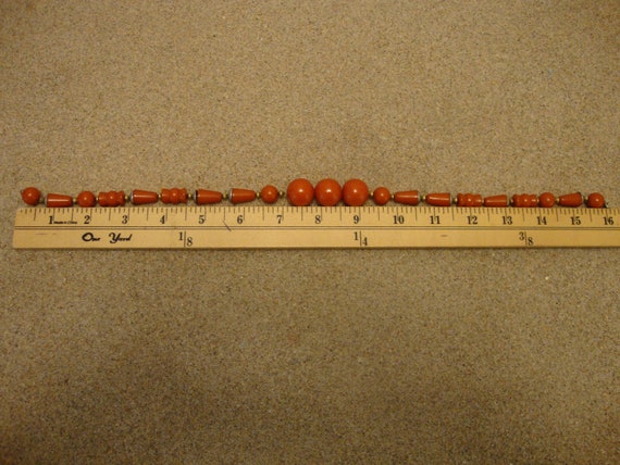 Vintage Burnt Orange Bakelite Necklace! Round, Co… - image 9