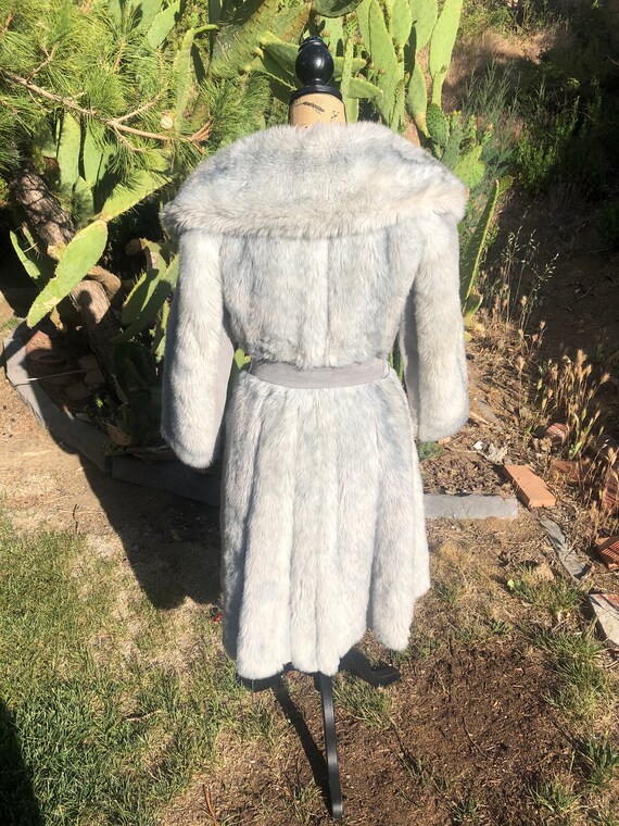 Gorgeous vintage 1970 Lilli Ann faux fur white si… - image 7