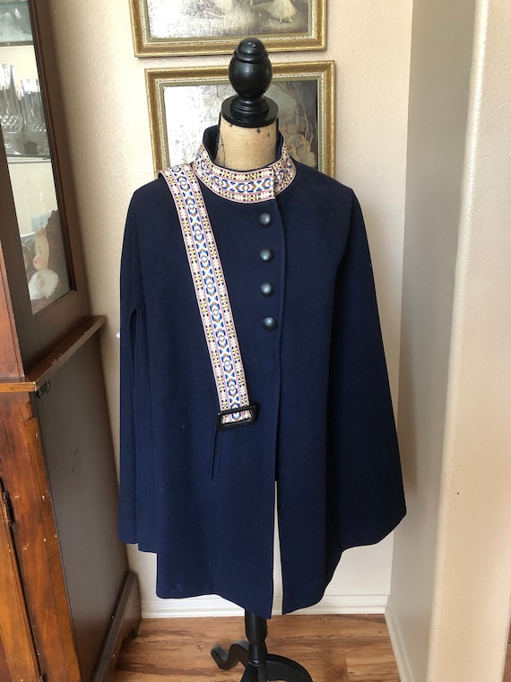 Vintage 1960 navy blue belted Poncho one size - image 1