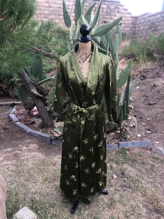 Vintage 1980s olive green Asian robe size small/me