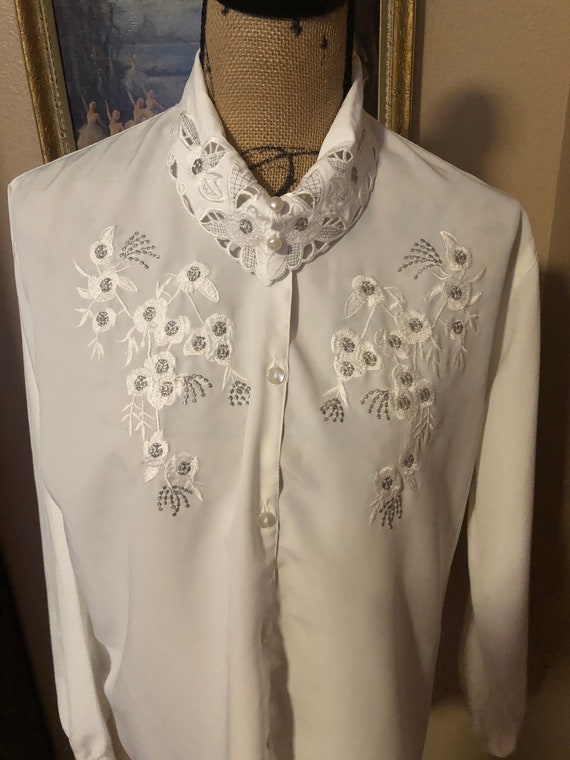 Lovely 1980s embroidered floral blouse size large… - image 6