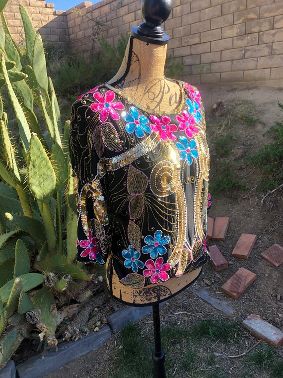 Gorgeous vintage 1980s beaded sequin flower blous… - image 4