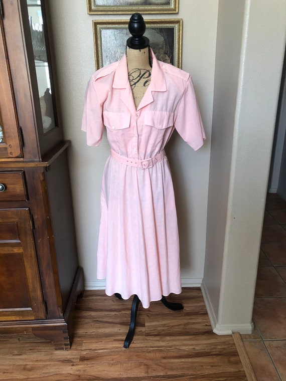 Cute 1970s waitress secretary dress with pocket pe