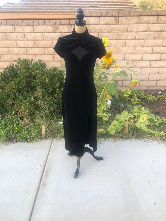 Sexy femme fatale 1980s vintage night way dress si