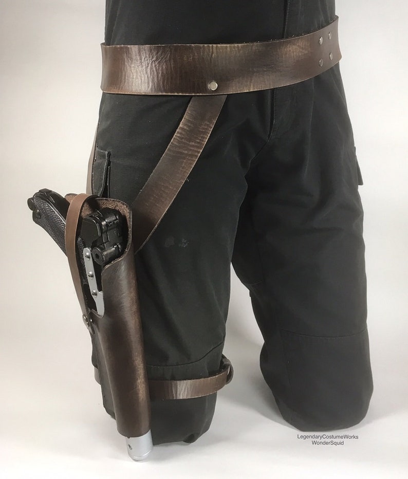 Jyn Erso holster, weathered, Star Wars Rogue One, science fiction gunbelt image 2