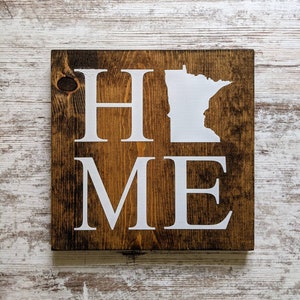 Minnesota Home Sign. State Home Decor. Rustic Home Sign. Rustic Home Decor. Reclaimed wood. MN Wall Art. Vintage Sign. Distressed Signs.