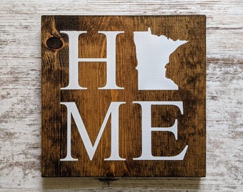 Minnesota Home Sign. State Home Decor. Rustic Home Sign. Rustic Home Decor. Reclaimed wood. MN Wall Art. Vintage Sign. Distressed Signs.