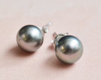 Vintage Gray Pearl 14K White Gold Earrings, Pierced Studs, Womens Estate Bridal Wedding Jewelry, Wife Girlfriend Sister Daughter Gift Her