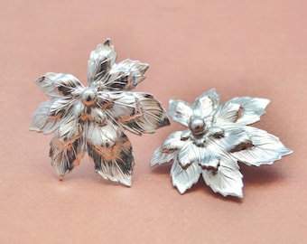 Vintage Sarah Coventry Silver Tone Maple Leaf Earrings, Non Pierce Clip On, Womens Estate Nature Jewelry, Wife Girlfriend Gardener Gift Her