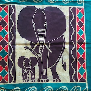 Unique wall decoration, handmade in Zimbabwe, traditional batik, elephant, lion, buffalo, African print, gift idea, home deco, wall hanging
