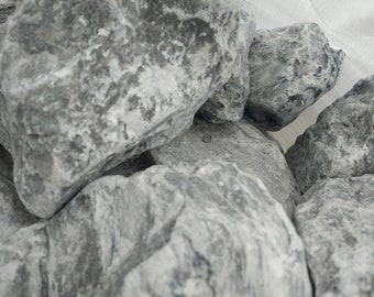 1 stuk speksteen, 7 tot 10 kg,  steen om te beeldhouwen, zwart-witte zeepsteen, zachte beeldhouwsteen, A-kwaliteit