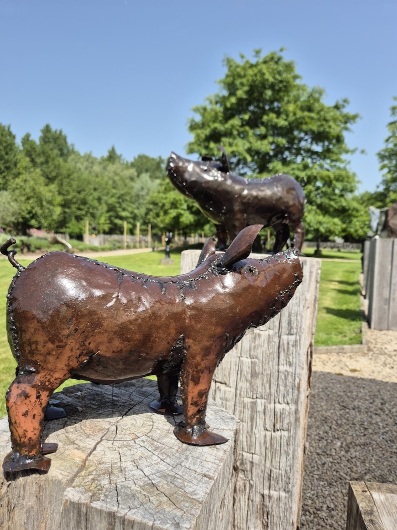 metal pig decor, pig sculpture, metal pig art, pig garden art, farmhouse pig, rustic pig art, garden animal, recycled metal, farmyard decor, handmade pig, outdoor pig art, pig lover gift, metal animal art
