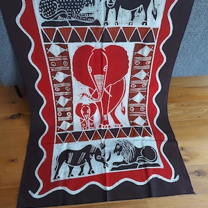 Unique wall decoration, handmade in Zimbabwe, traditional batik, elephant, big 5, African interior, gift idea, home deco, wall hanging