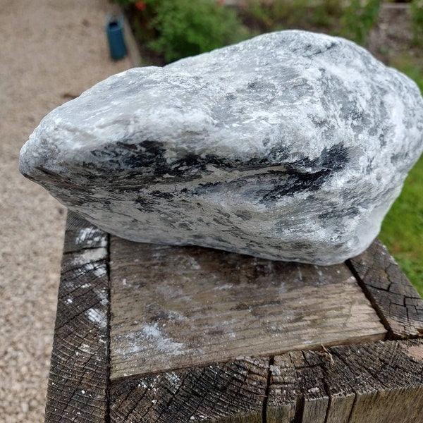 1 Stück Speckstein, 11 bis 14 kg, Stein zum Bildhauen, schwarzer und weißer Speckstein, weicher Bildhauerstein, A-Qualität