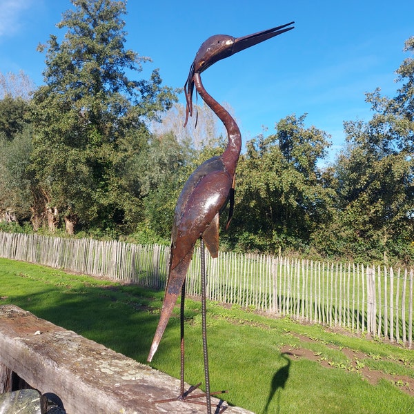 Statue de jardin : héron en métal, 100 - 105 cm, matériaux recyclés, sculpture héron, statue héron en métal, statue de jardin, décoration de jardin