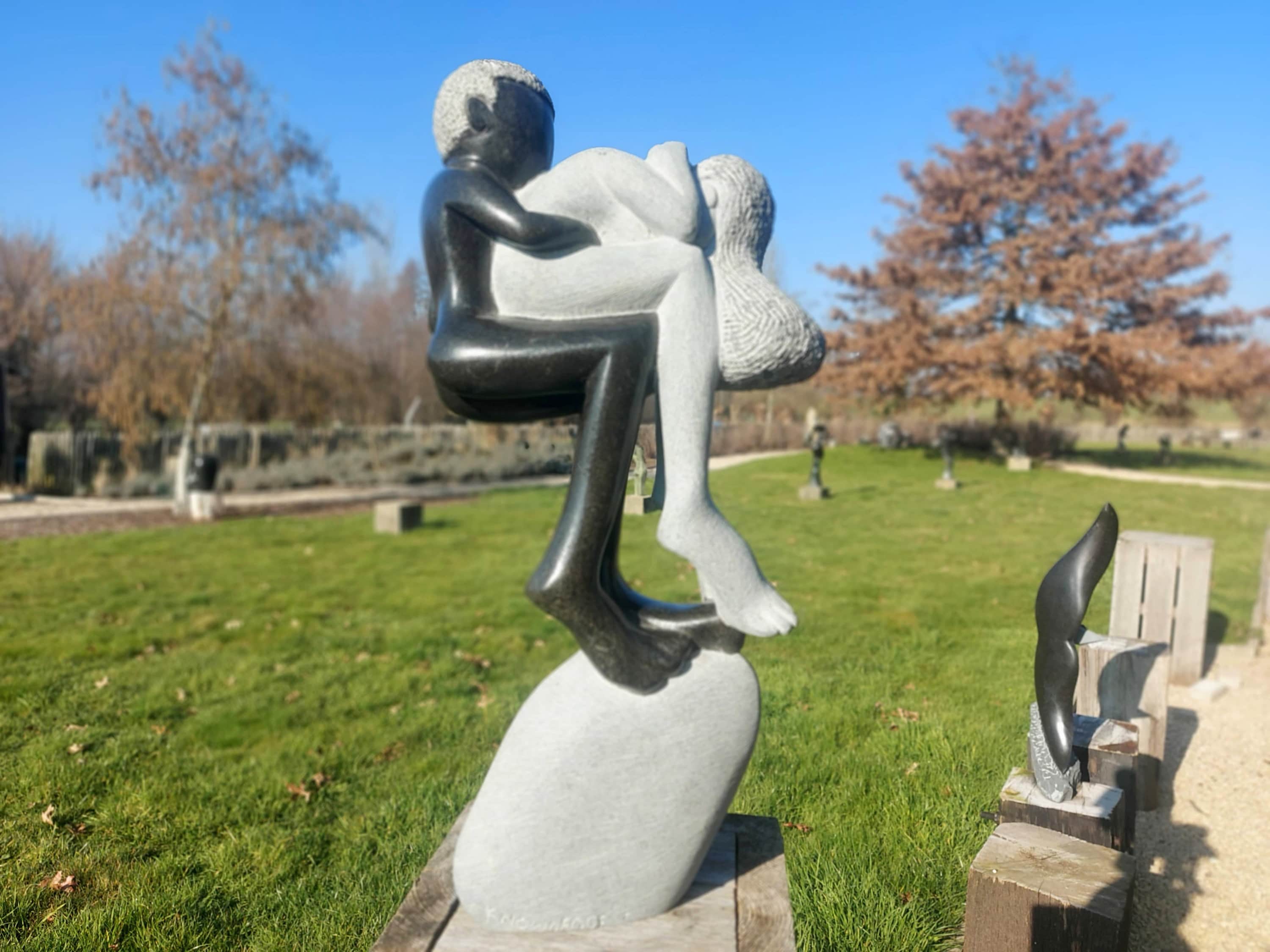 石像「ナイトシャドウ」、性的なポーズ、ショナアート ジンバブエ、手作り、彫刻、ユニークな装飾、カップル、ギフト - Etsy 日本