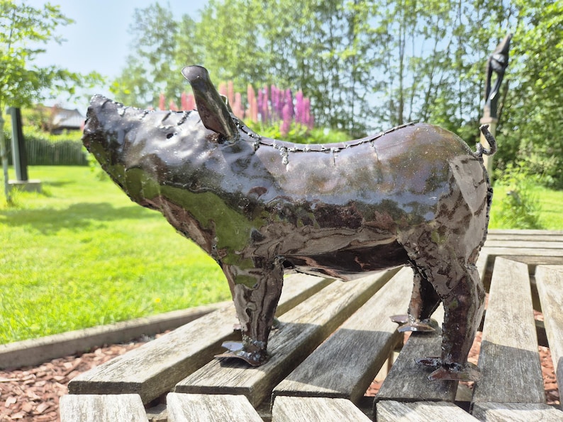 metal pig decor, pig sculpture, metal pig art, pig garden art, farmhouse pig, rustic pig art, garden animal, recycled metal, farmyard decor, handmade pig, outdoor pig art, pig lover gift, metal animal art