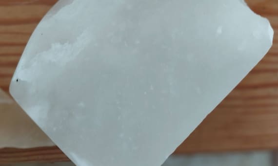 8 kg top in stone